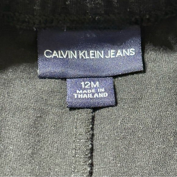 ❤️3 for $12 ❤️ Garanimals Pink Camo Bodysuit& Calvin Klein Jeans Leggings 12&18M - Picture 13 of 15